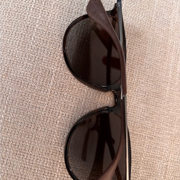 Ray-Ban Tortoise Shell Sunglasses - Picture 2 of 3